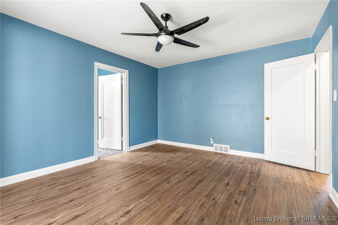 221 Harrison Avenue W