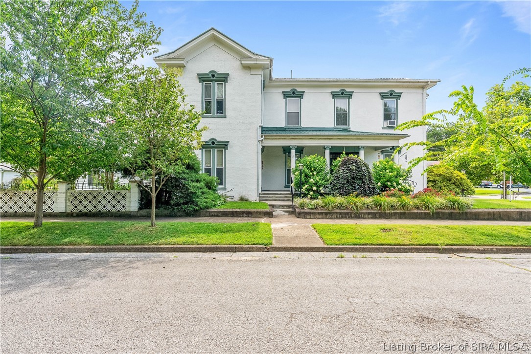 1118 E Market Street