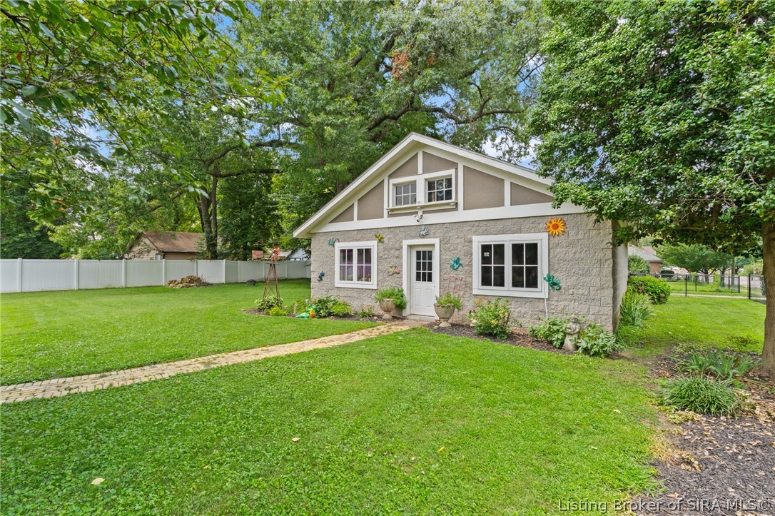 140 E High Street