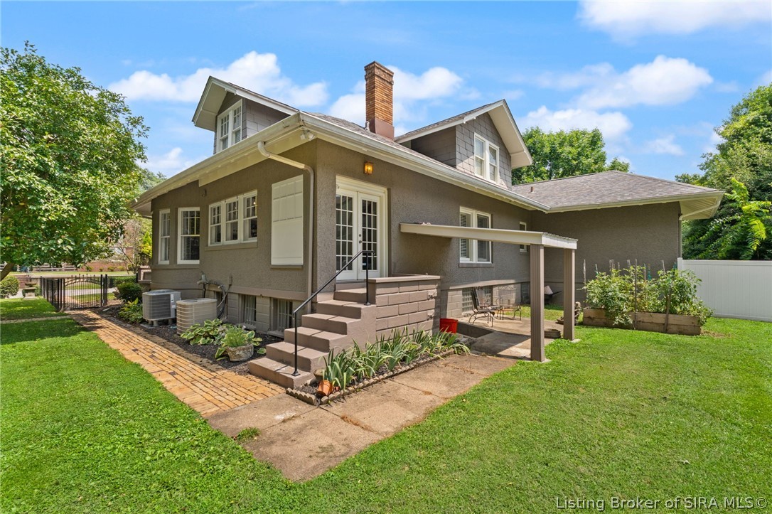 140 E High Street