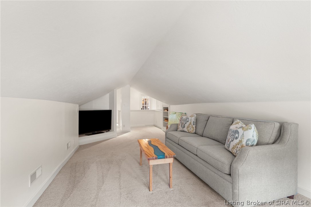 140 E High Street