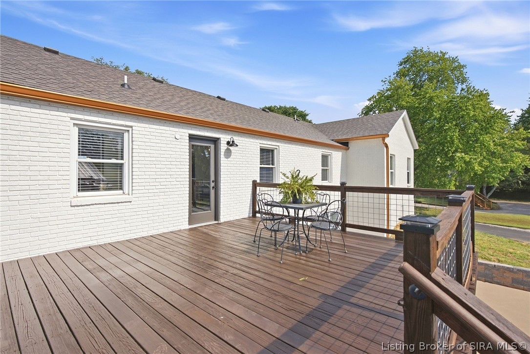 1809 Woodland Road