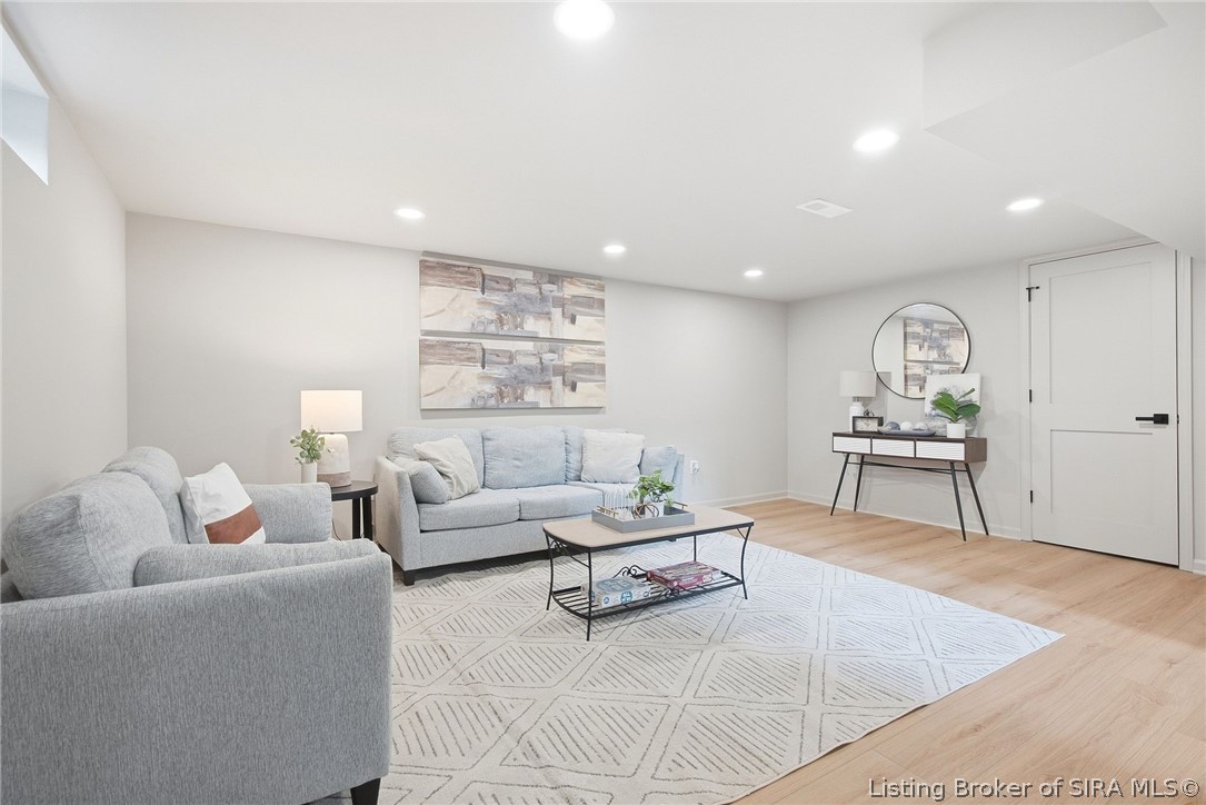 1809 Woodland Road