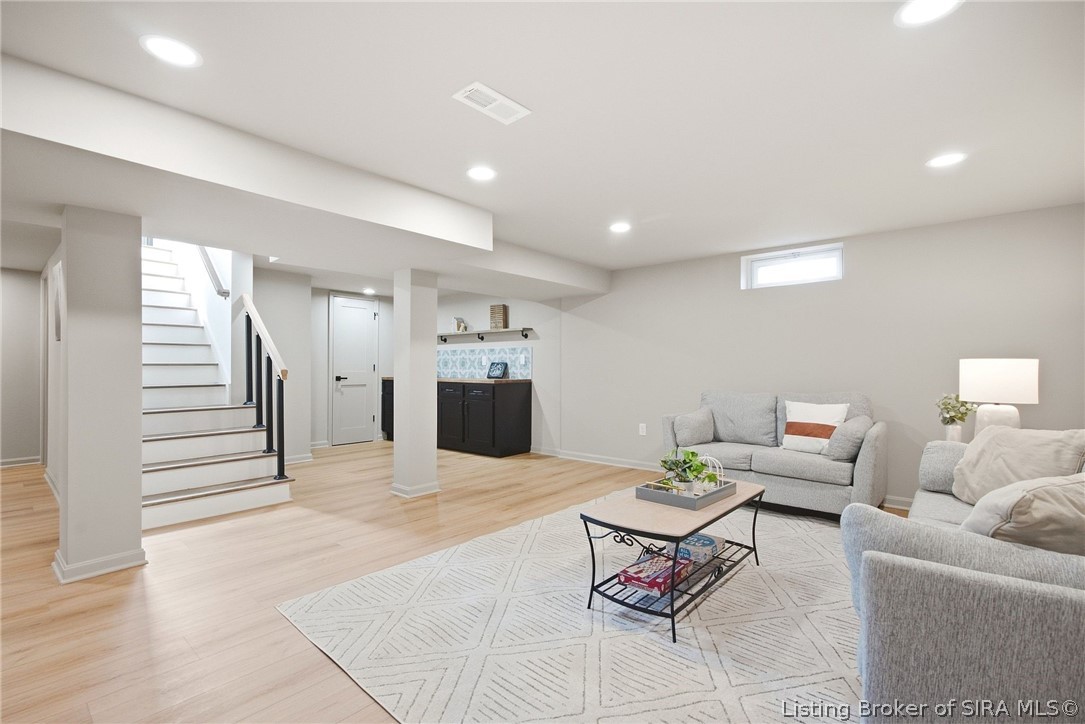 1809 Woodland Road