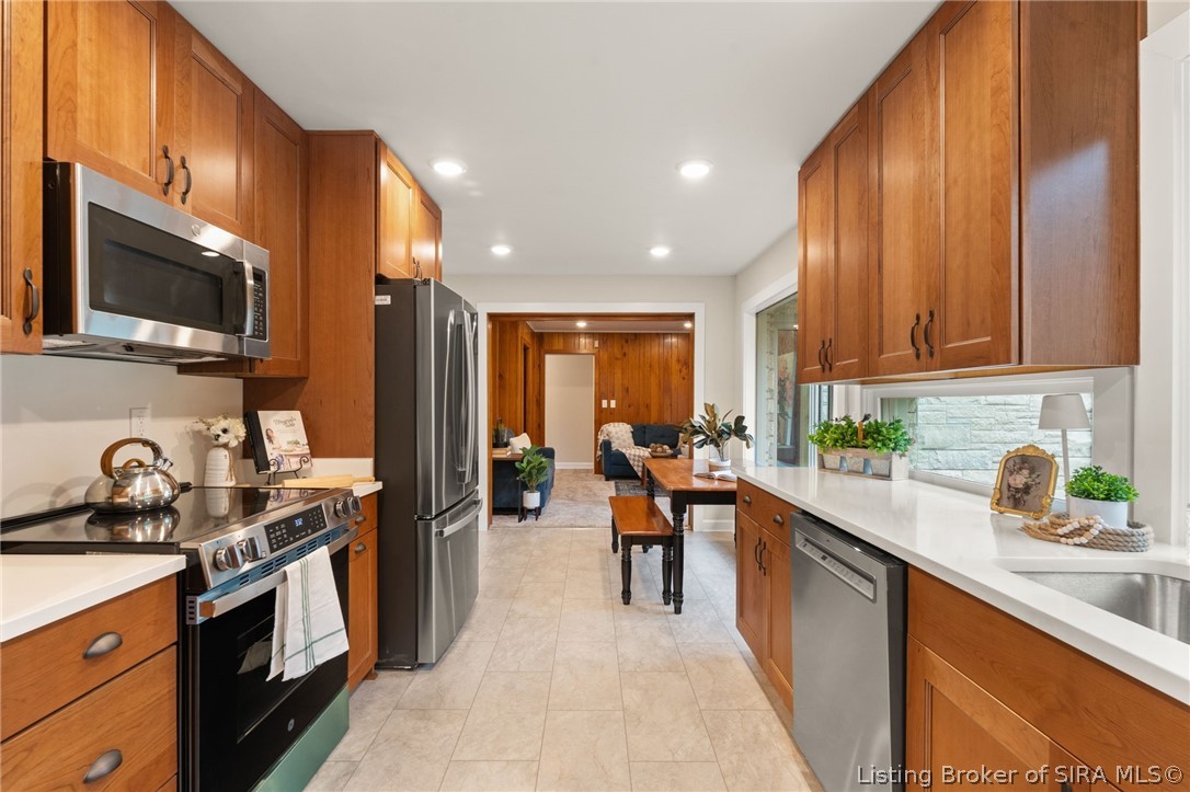 3884 Paoli Pike