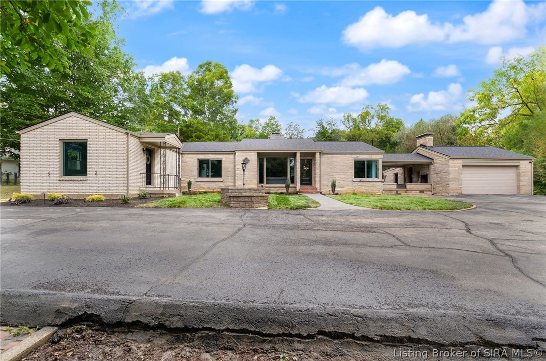 3884 Paoli Pike