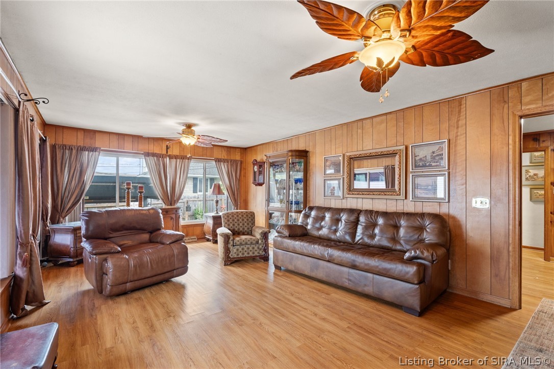 2579 Charlestown Road