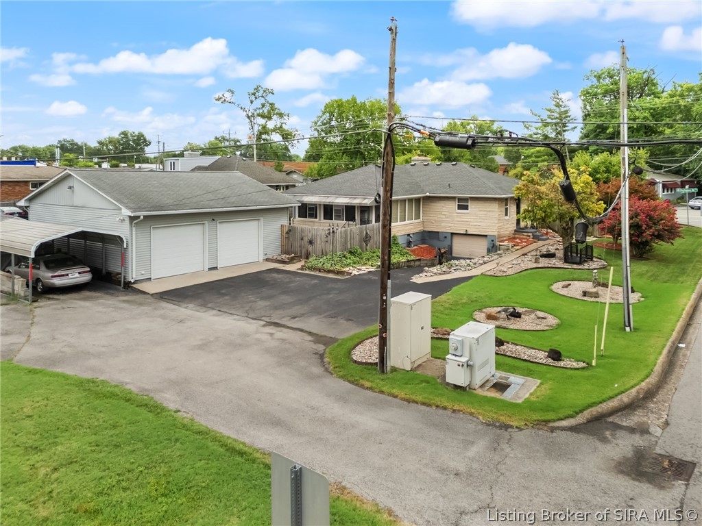 2579 Charlestown Road