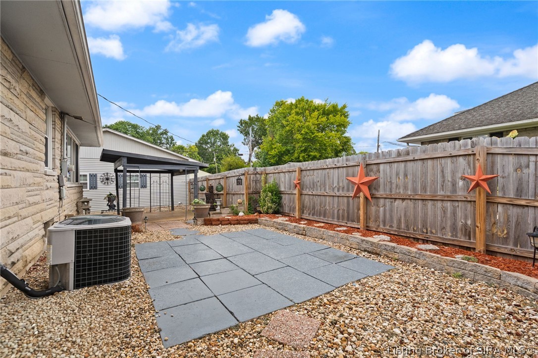 2579 Charlestown Road