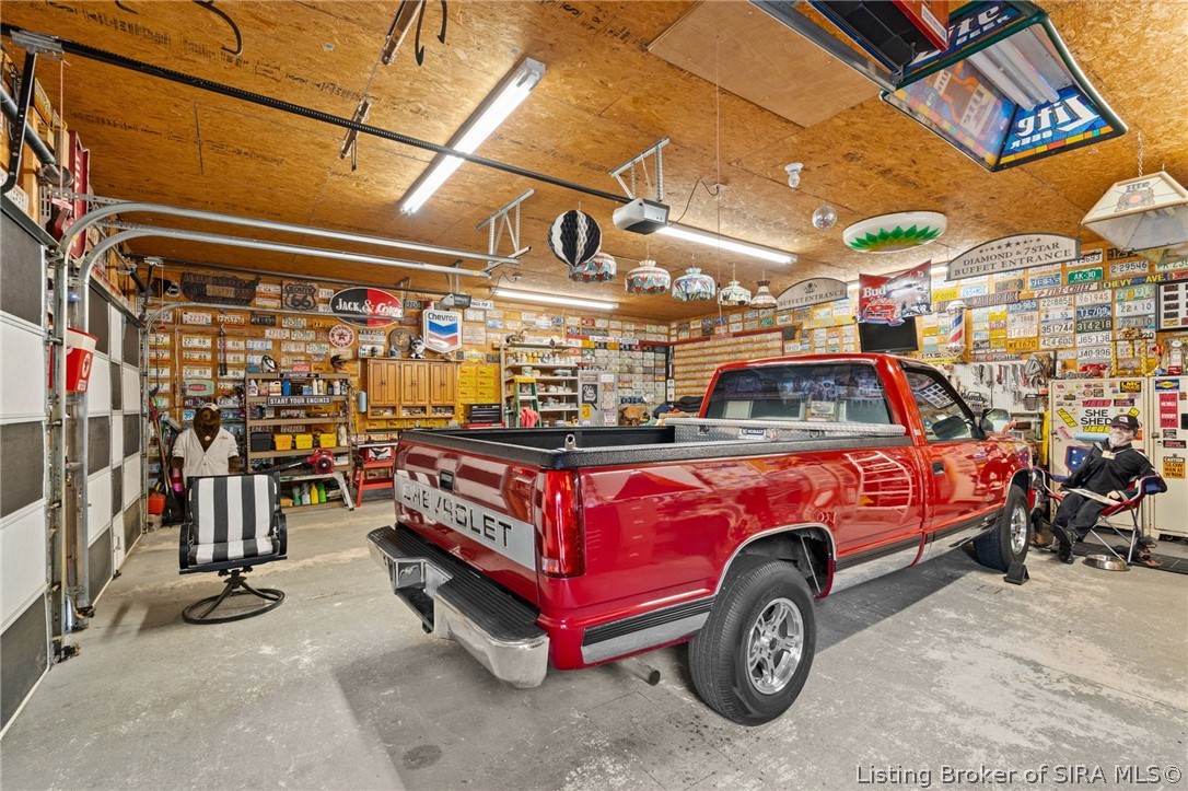 2579 Charlestown Road