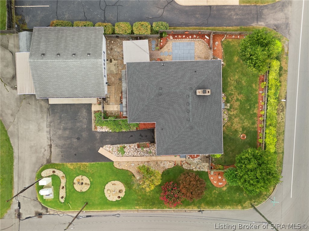 2579 Charlestown Road