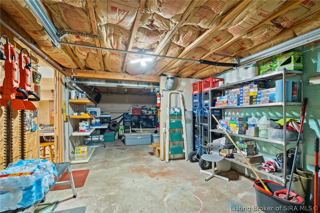 2579 Charlestown Road
