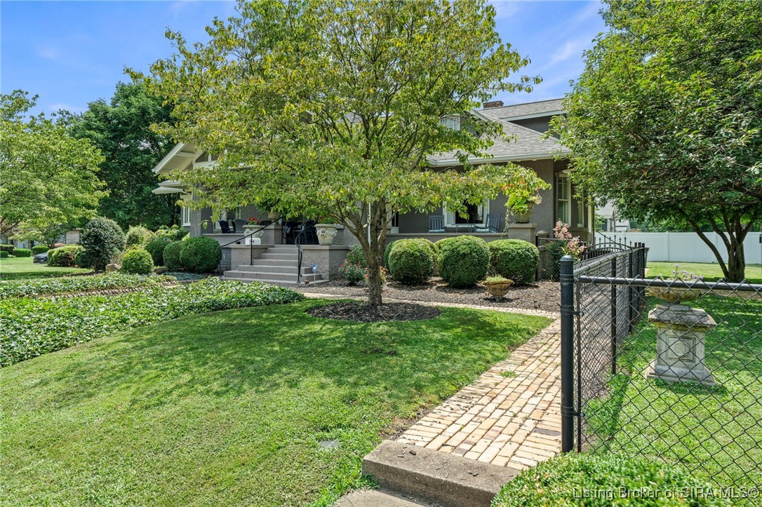 140 E High Street