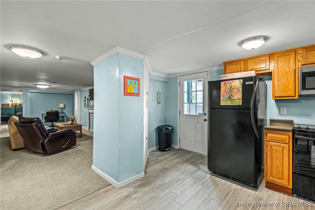 140 E High Street