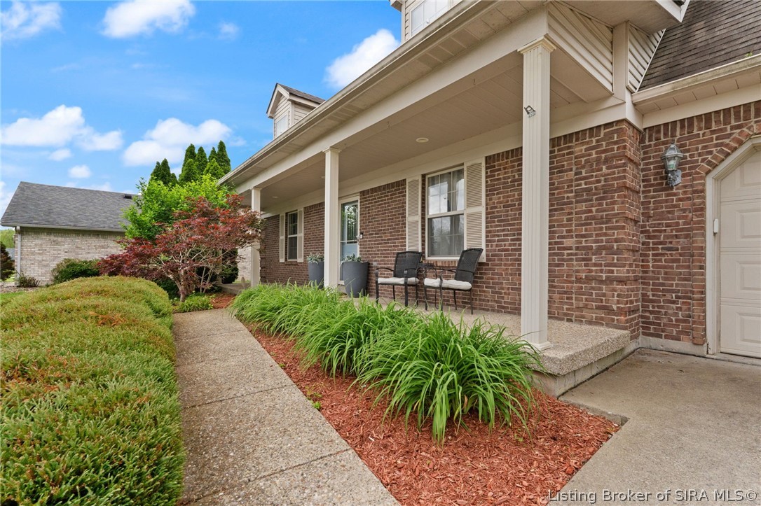 6803 Twin Springs Drive