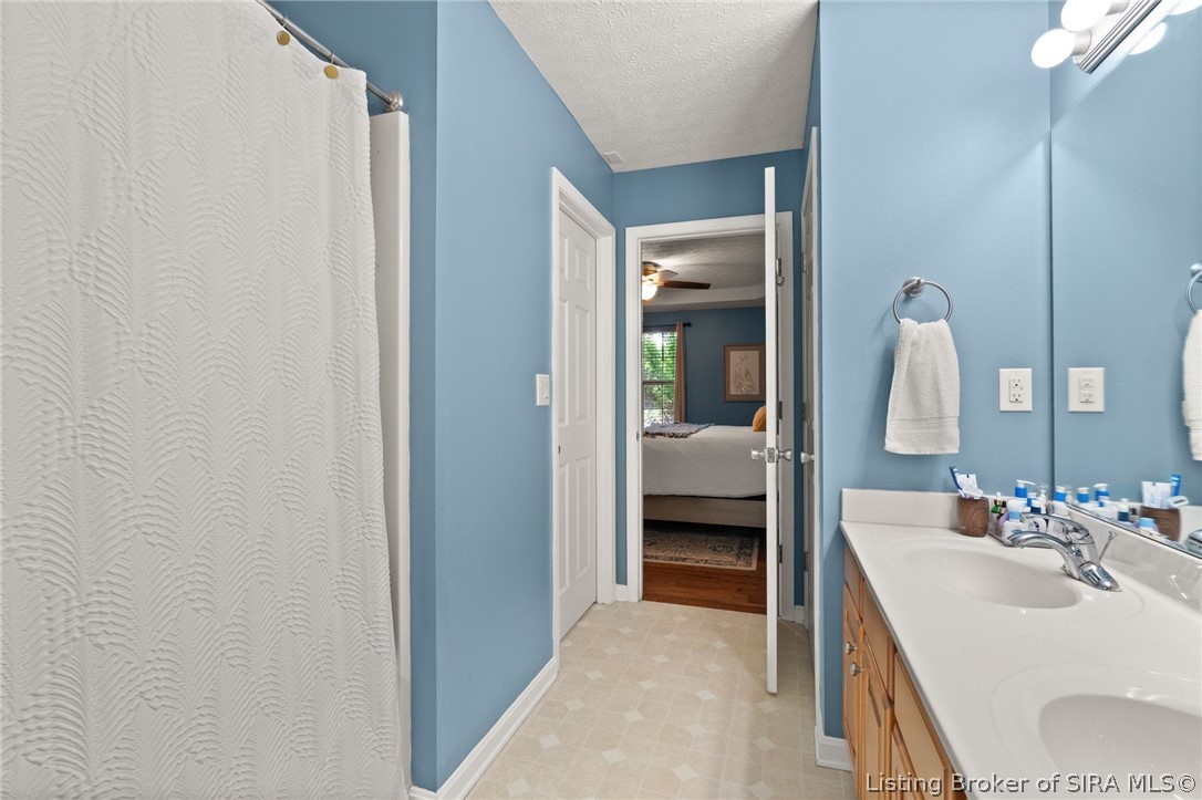 6803 Twin Springs Drive