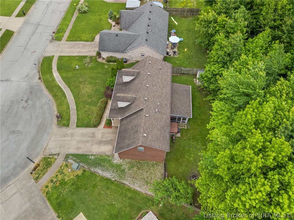 6803 Twin Springs Drive