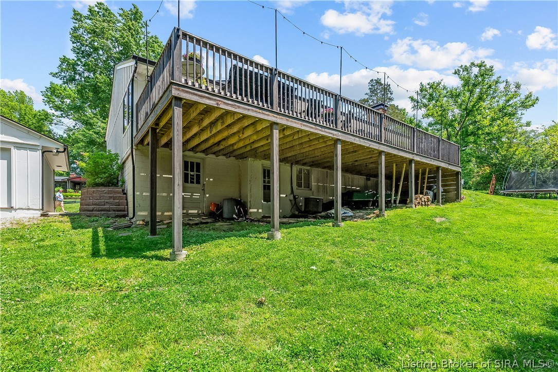 1611 Woodland Road
