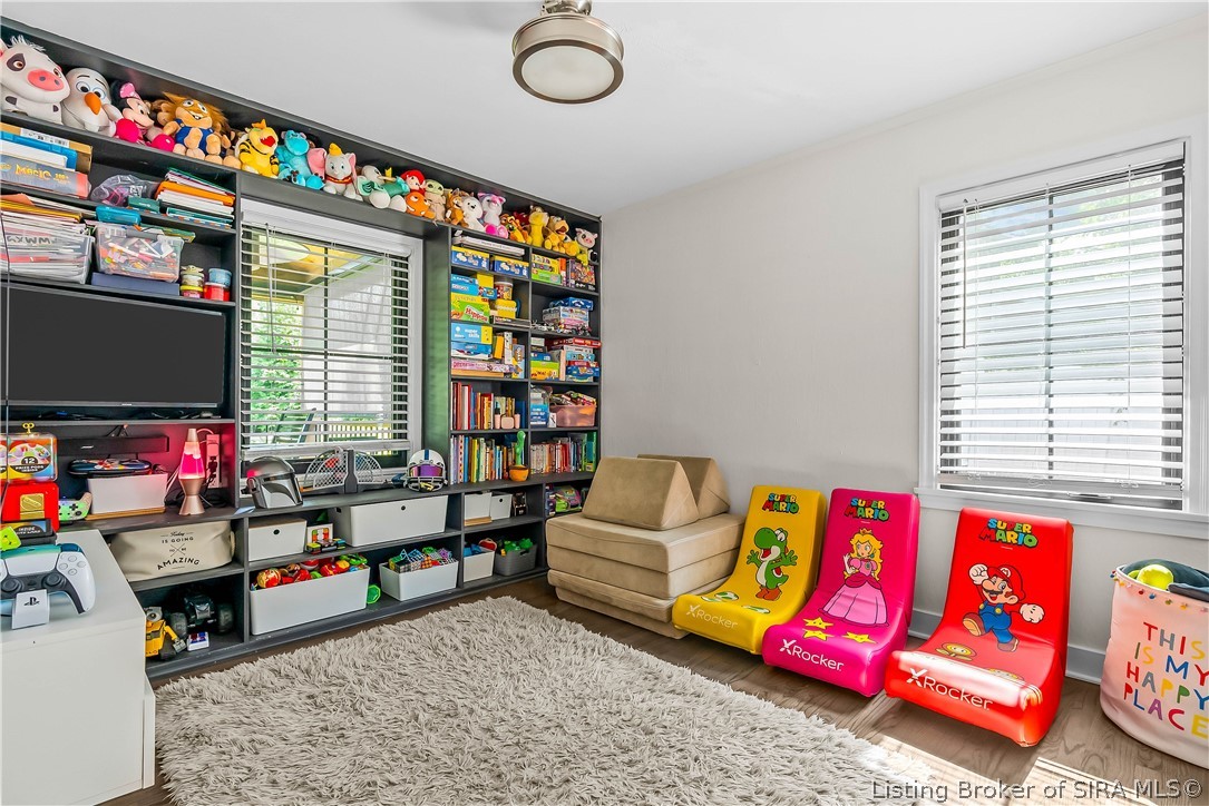 1611 Woodland Road