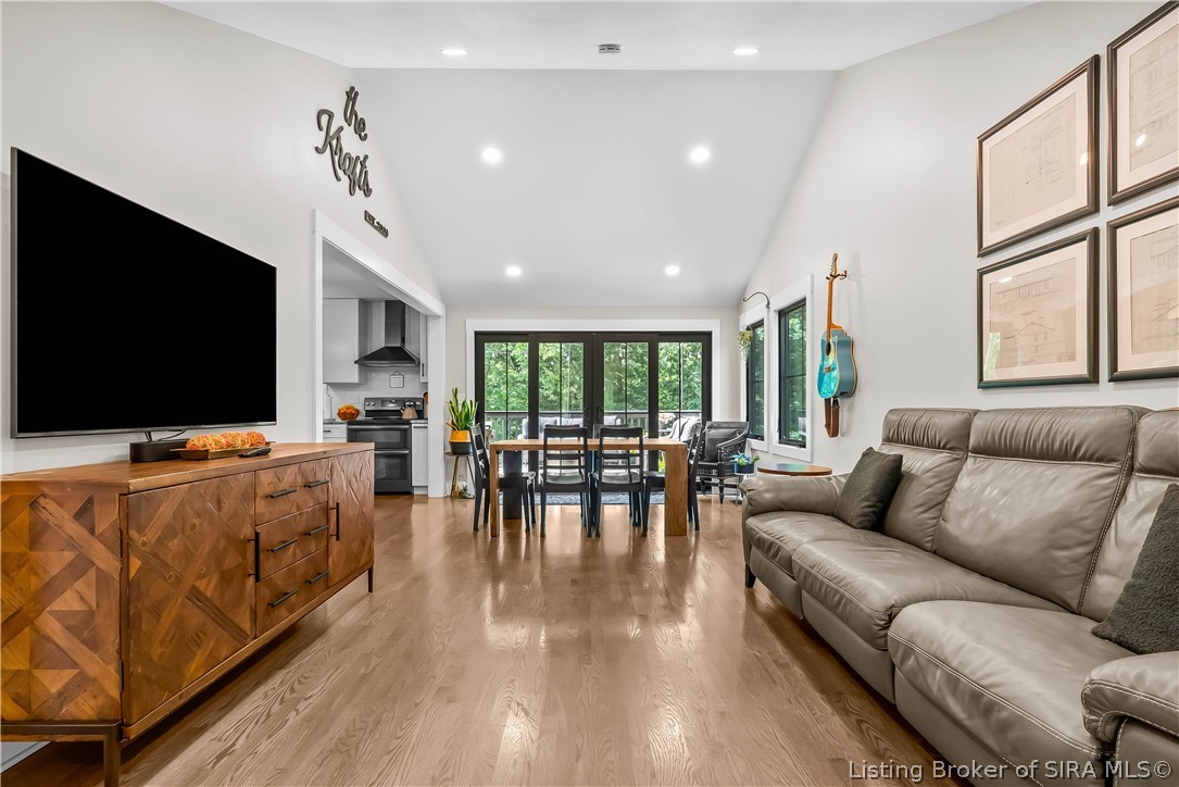 1611 Woodland Road