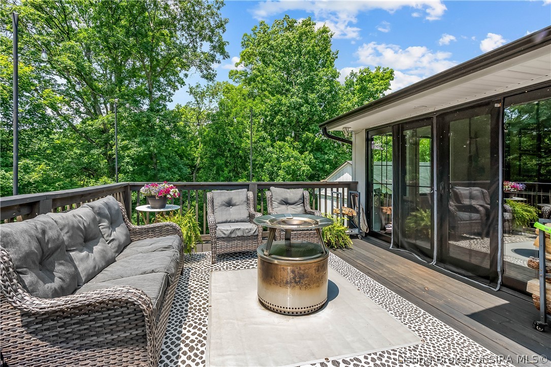 1611 Woodland Road