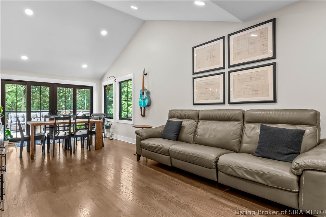 1611 Woodland Road