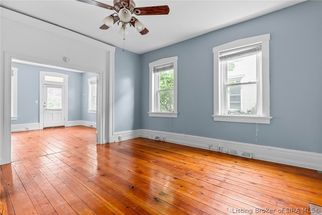 419 W 1st Street