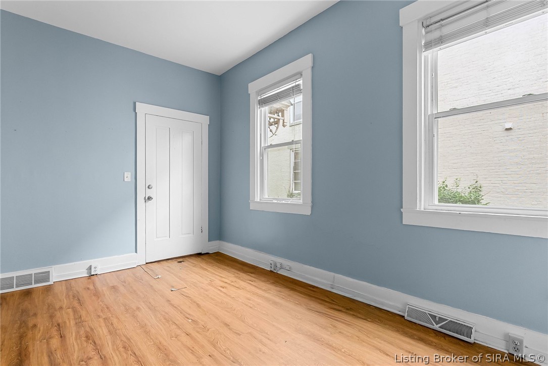 419 W 1st Street
