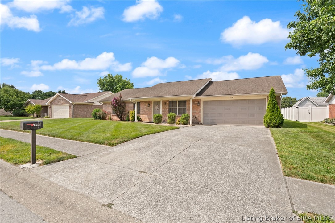 3419 Christopher Trail