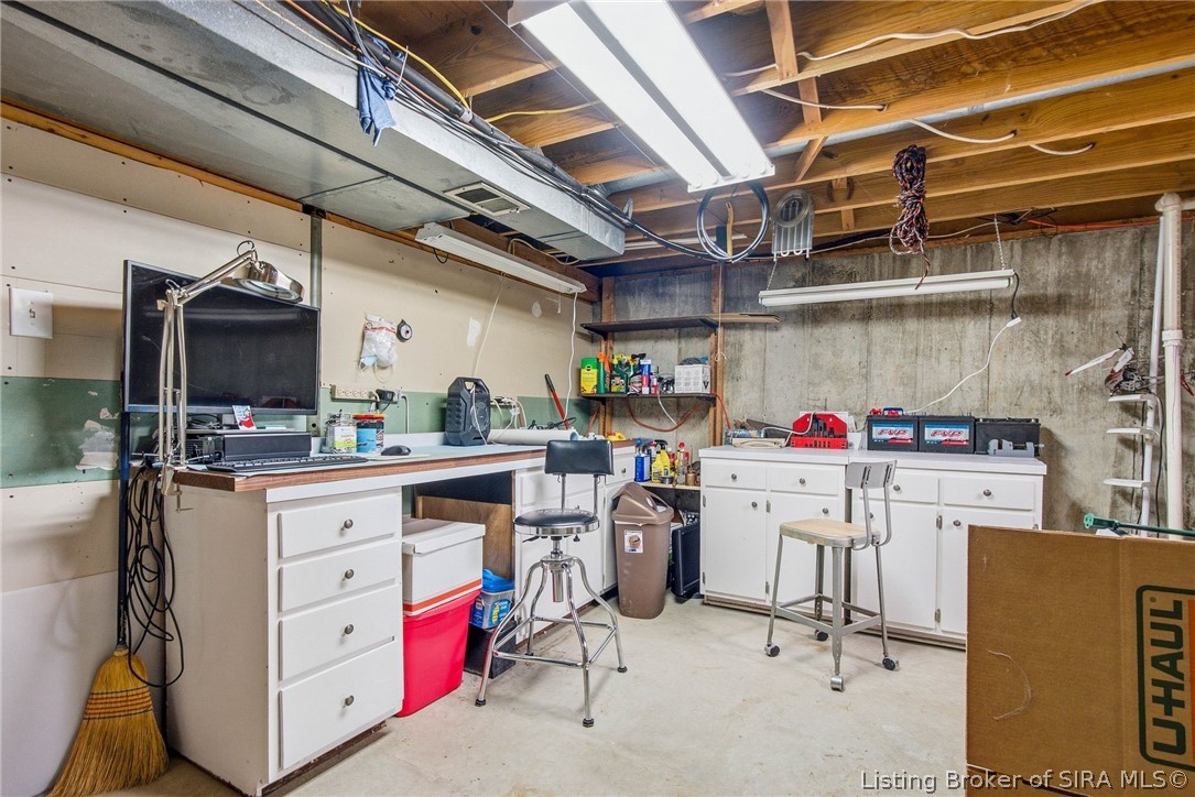 6205 Eric Drive