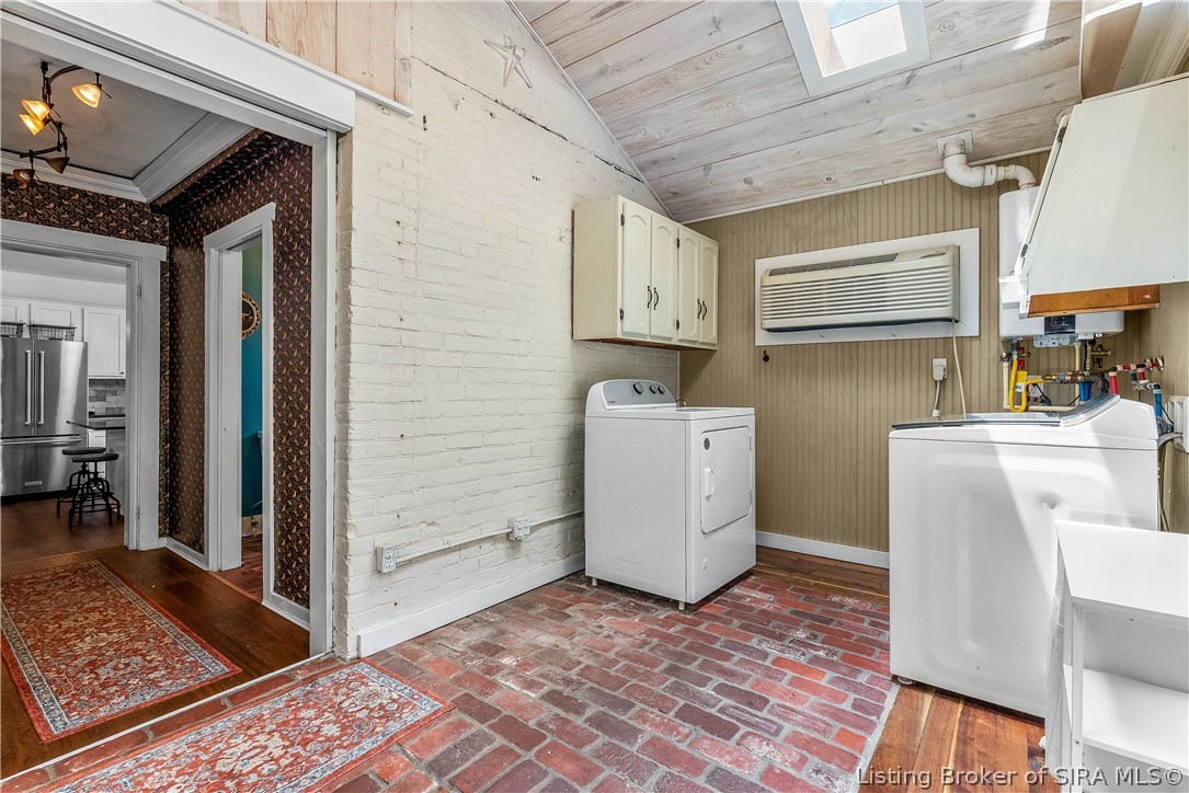 705 E Main Street
