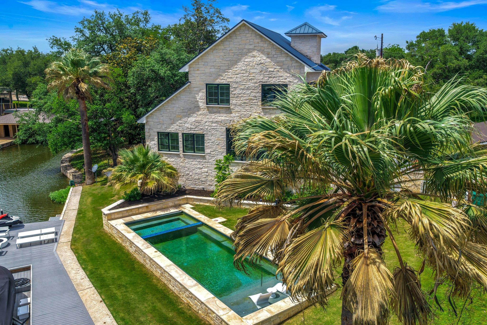 1110 County Road 132A