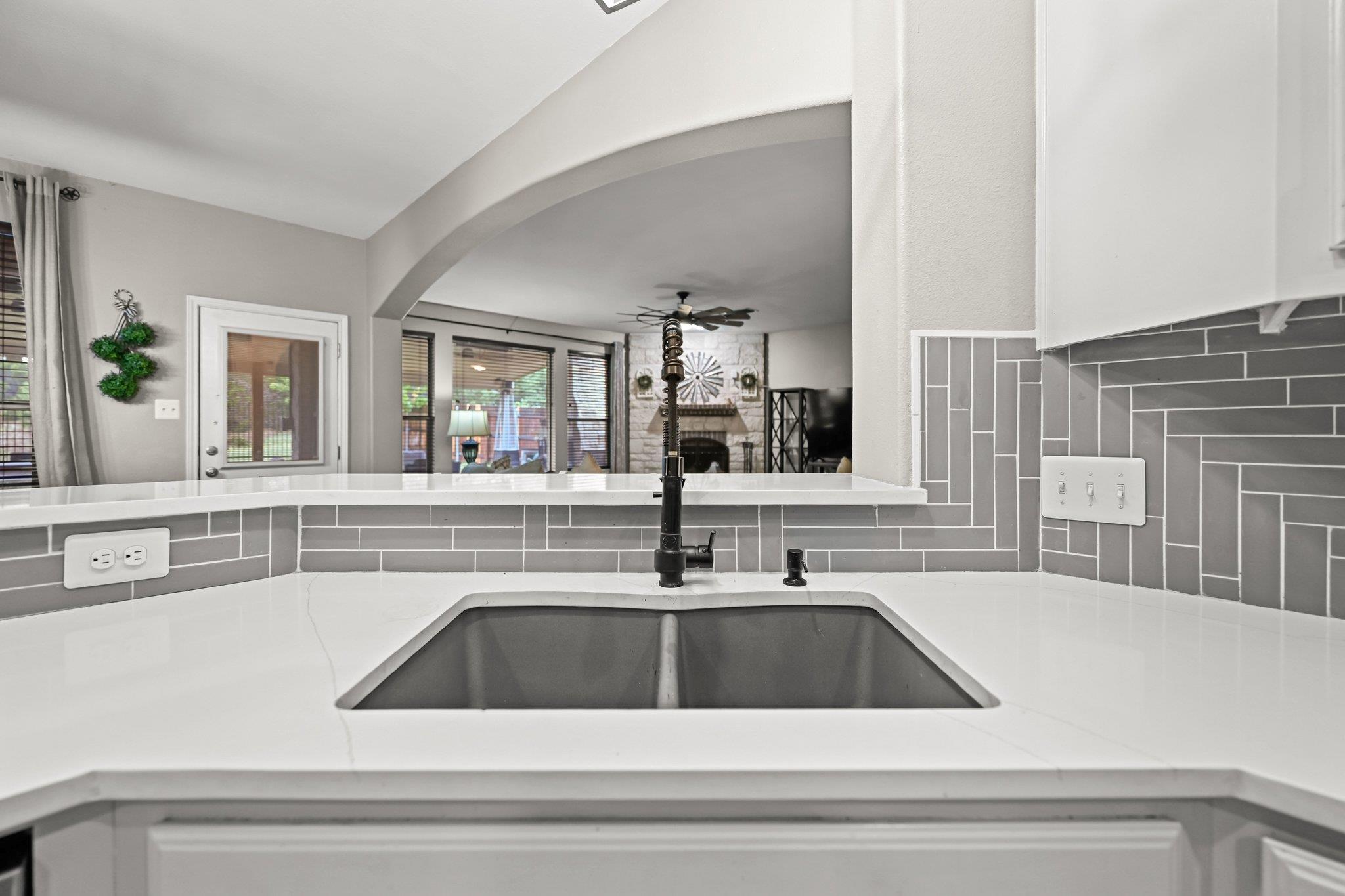 5528 Wild Foxglove RD