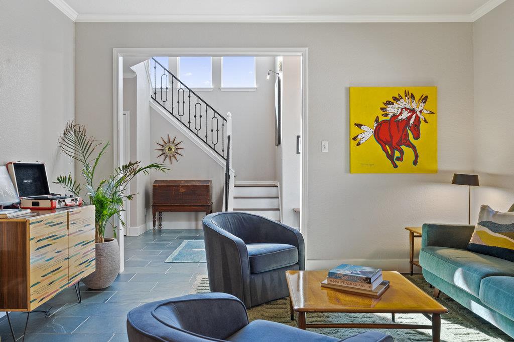 1305 Park CV