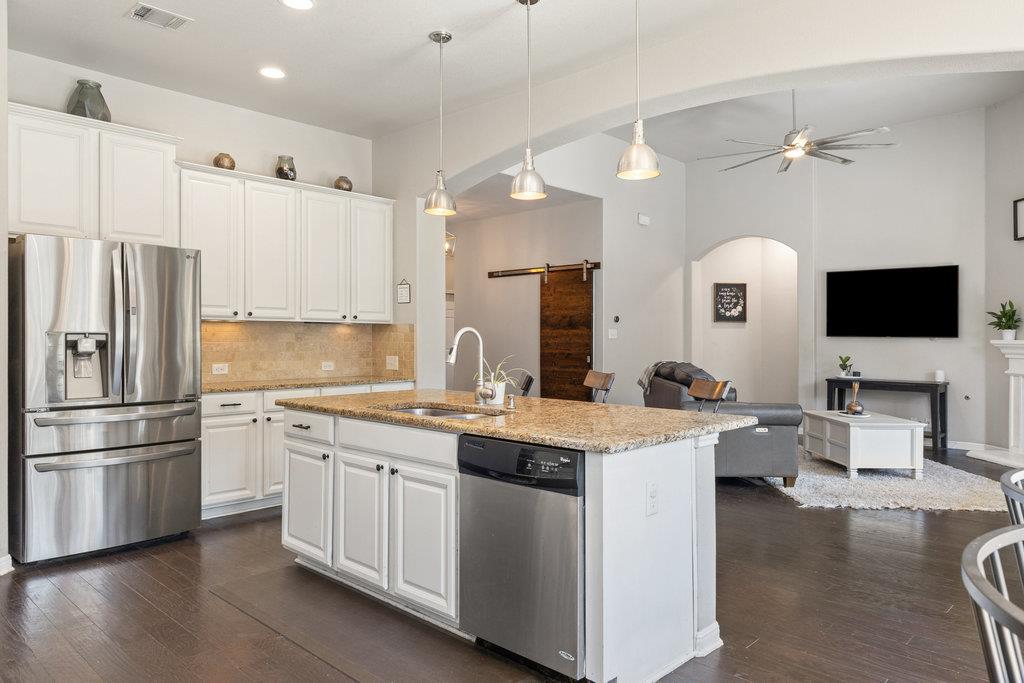 5433 Texas Bluebell DR