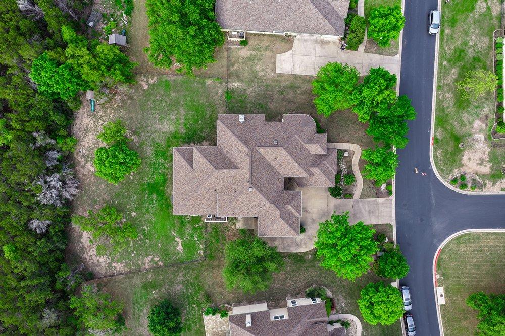 109 Burgess LN