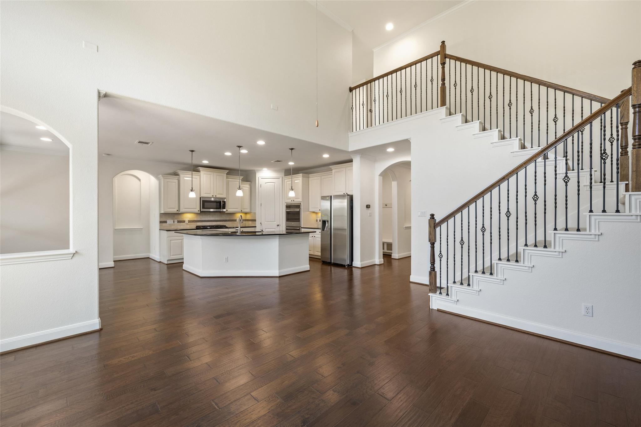 21909 Esmeralda DR