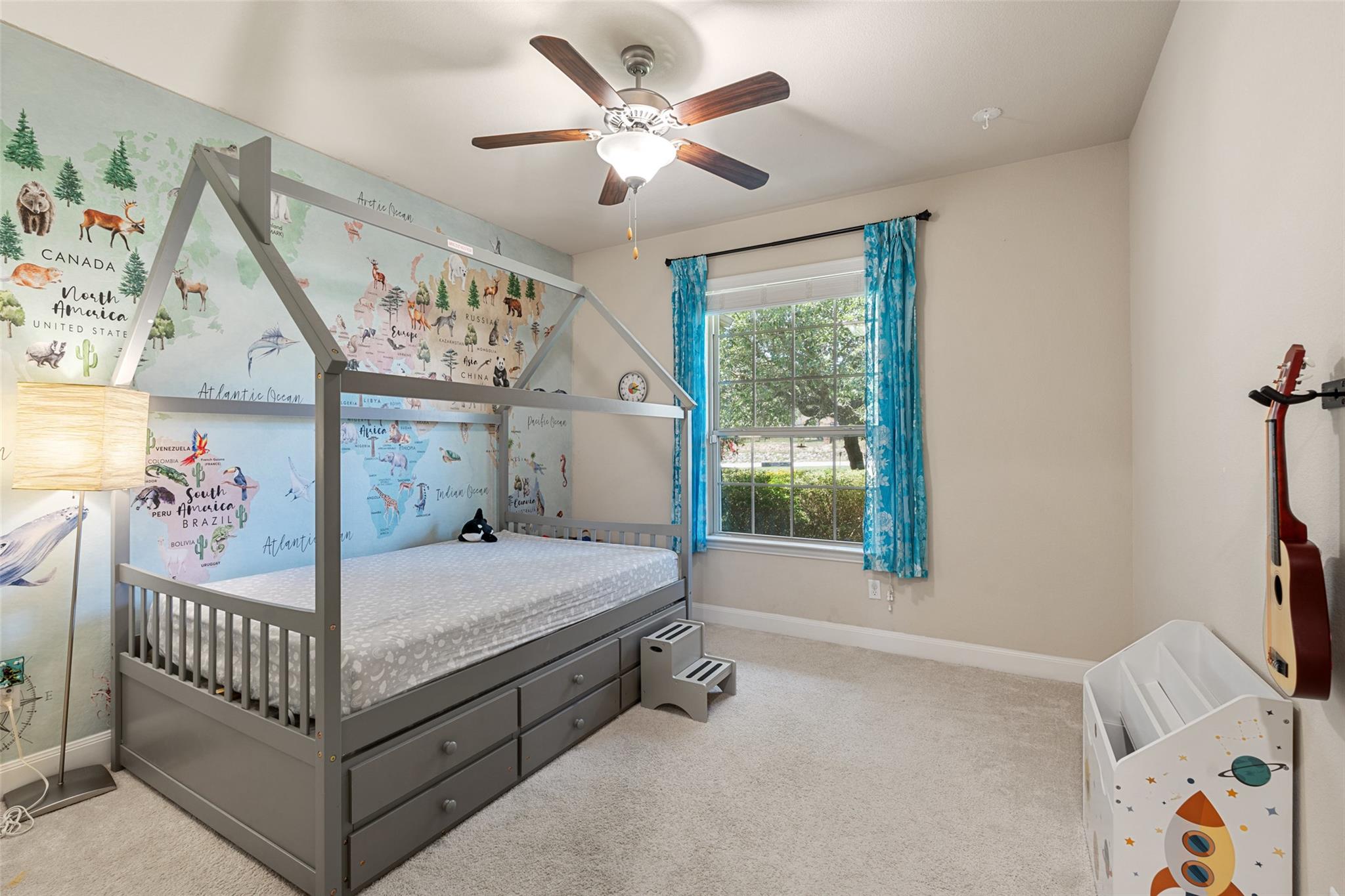 21909 Esmeralda DR