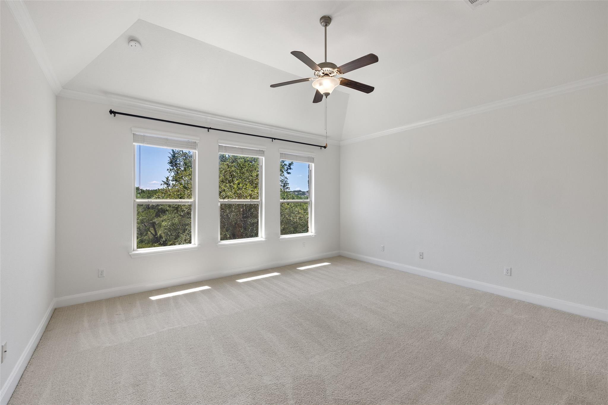 21909 Esmeralda DR