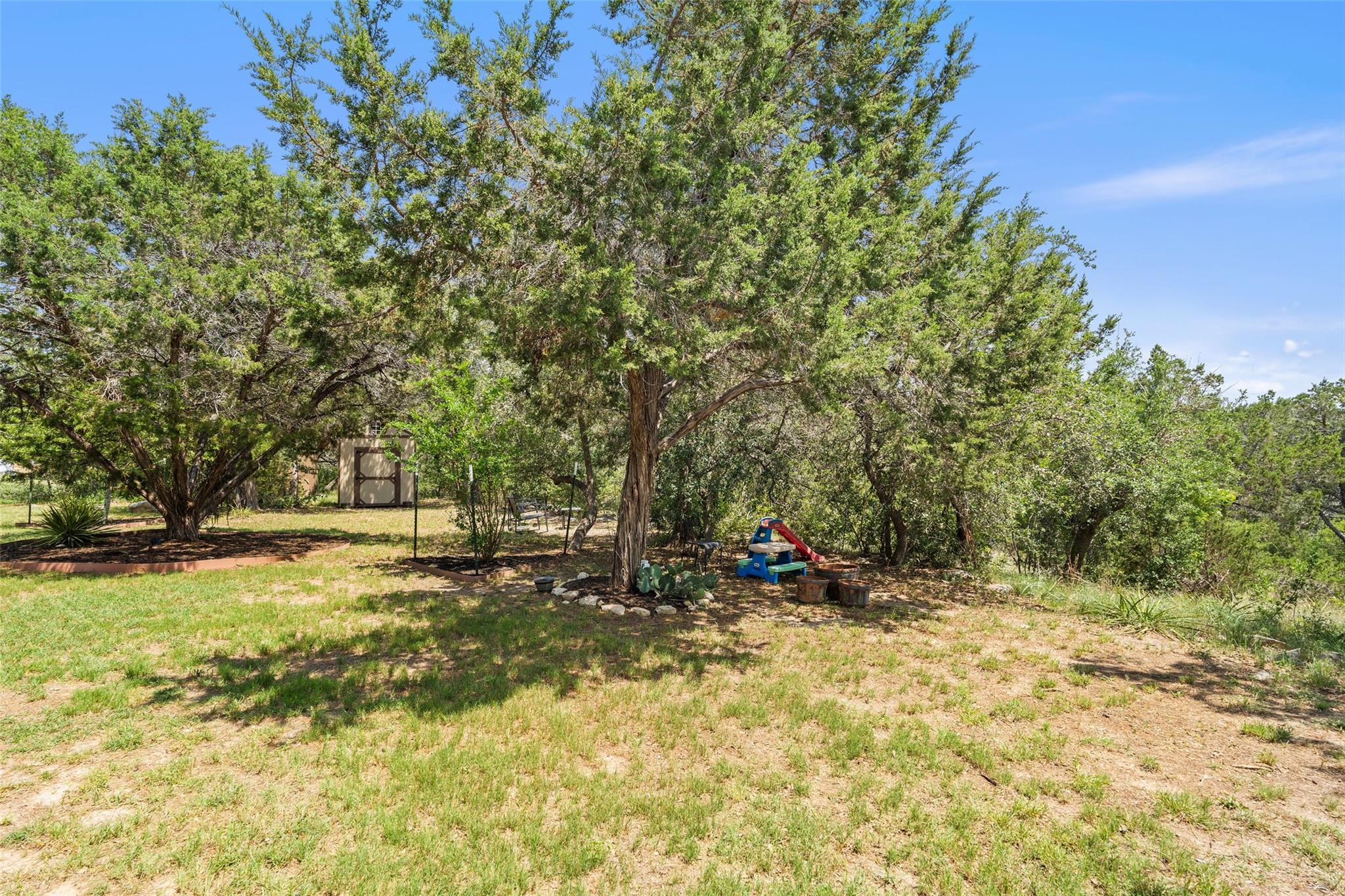 21909 Esmeralda DR