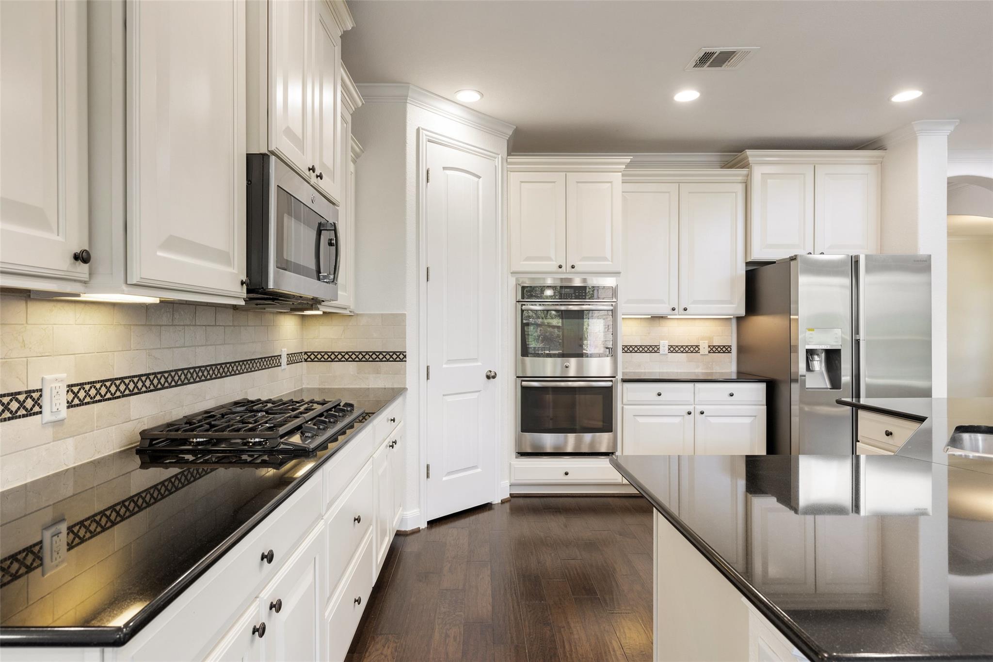 21909 Esmeralda DR