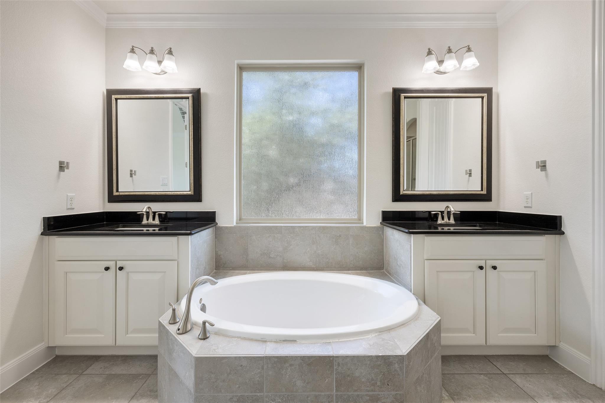 21909 Esmeralda DR