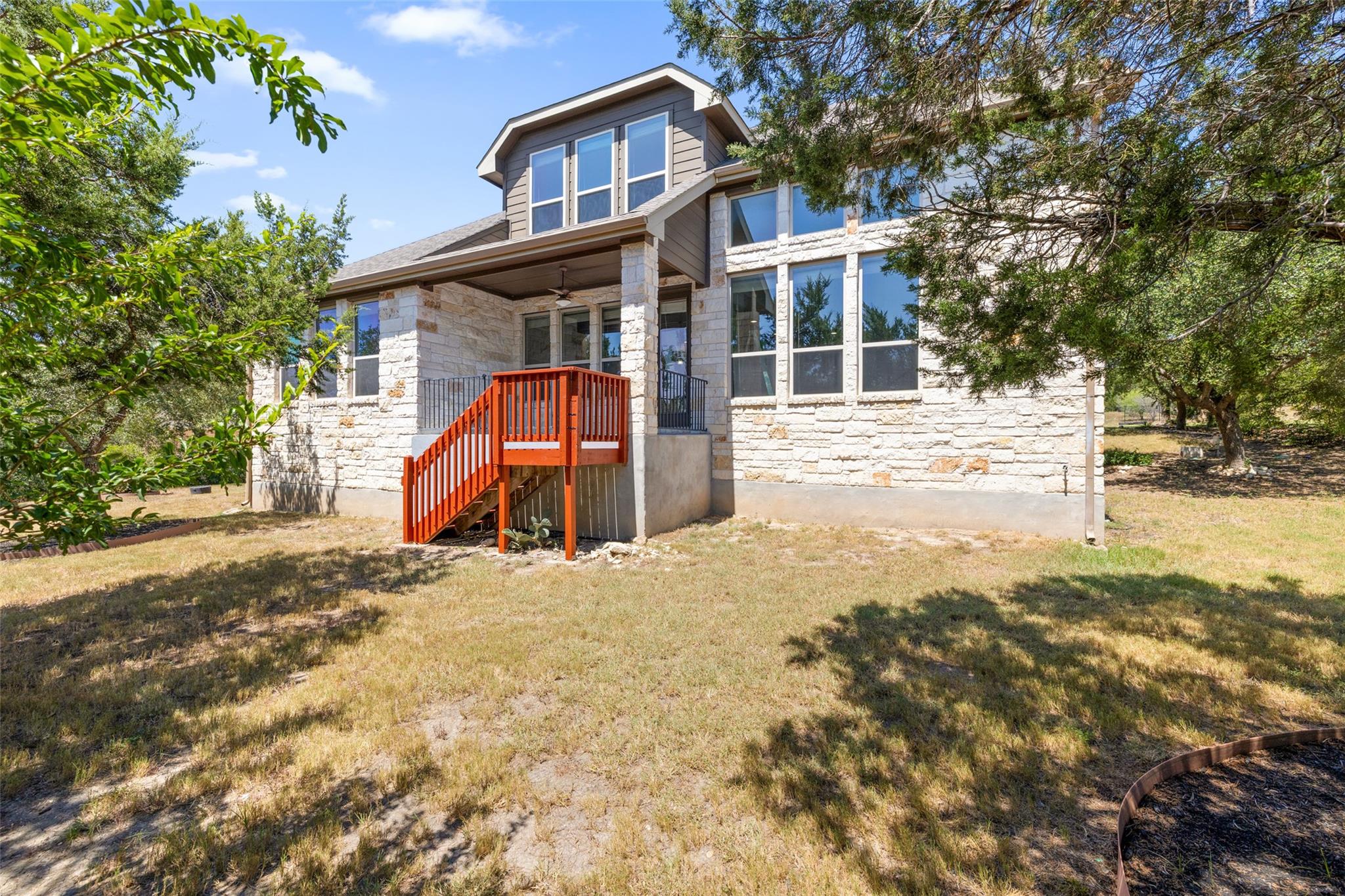 21909 Esmeralda DR