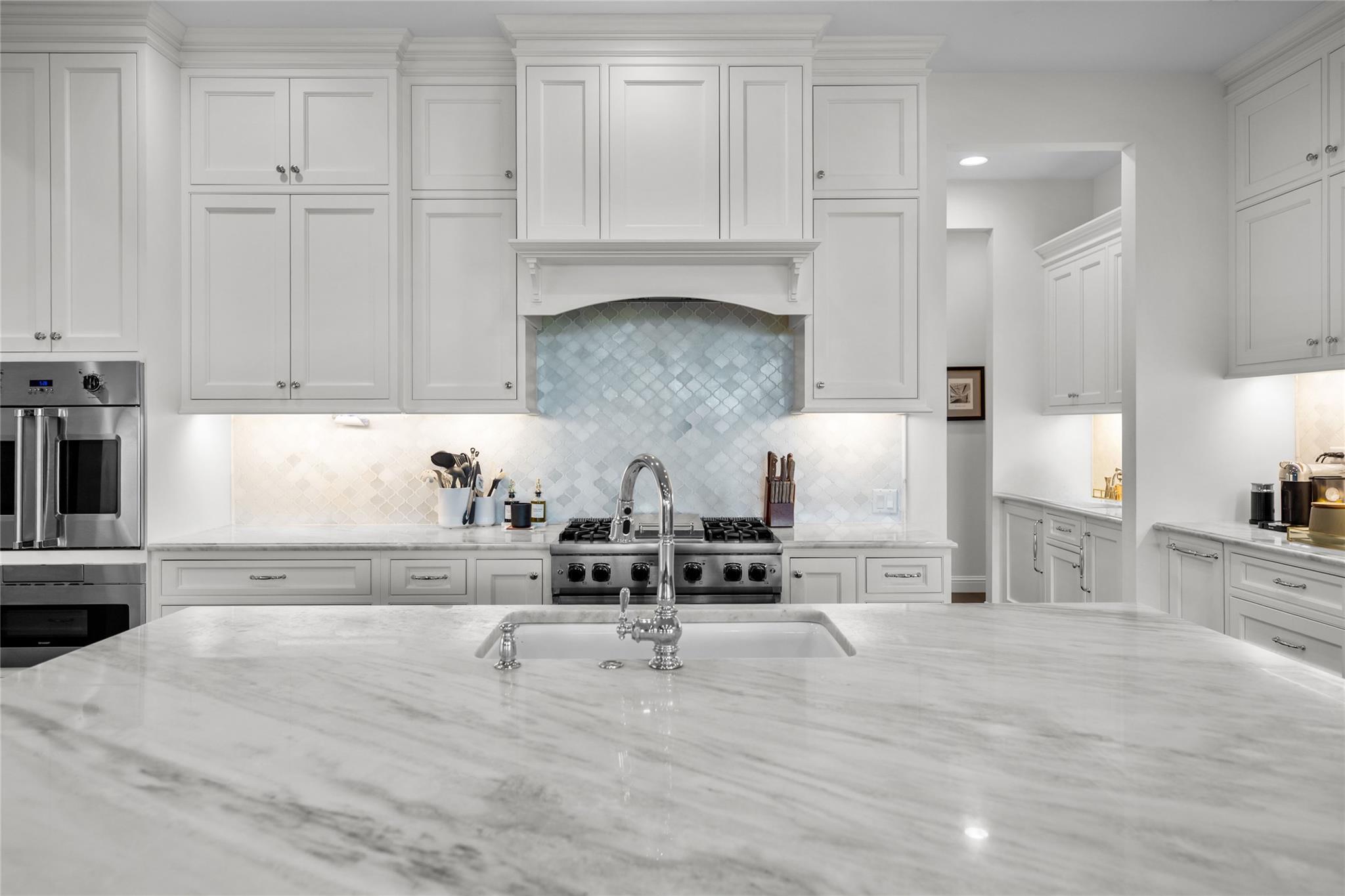 2104 Cades Spirit BND