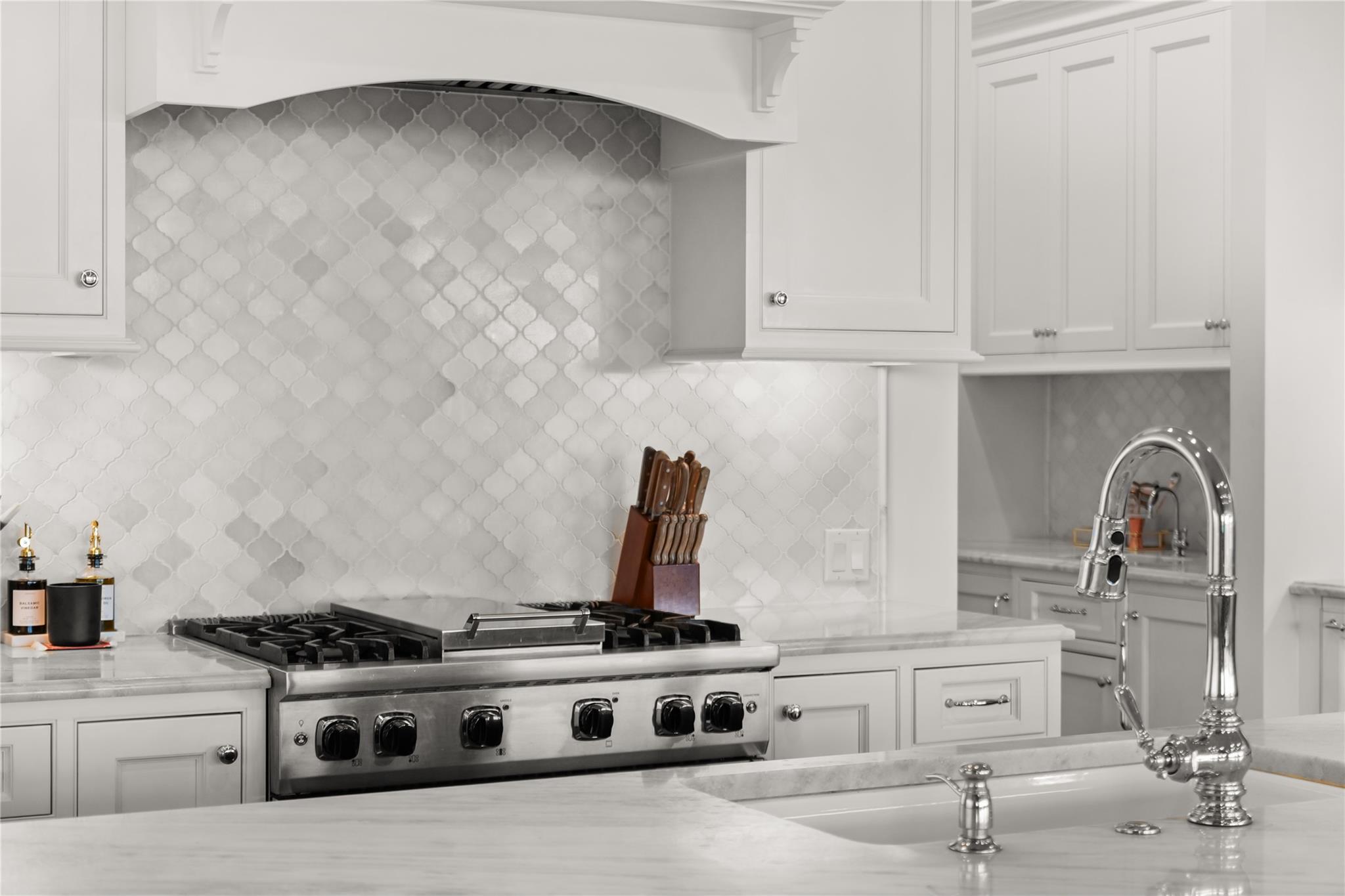 2104 Cades Spirit BND