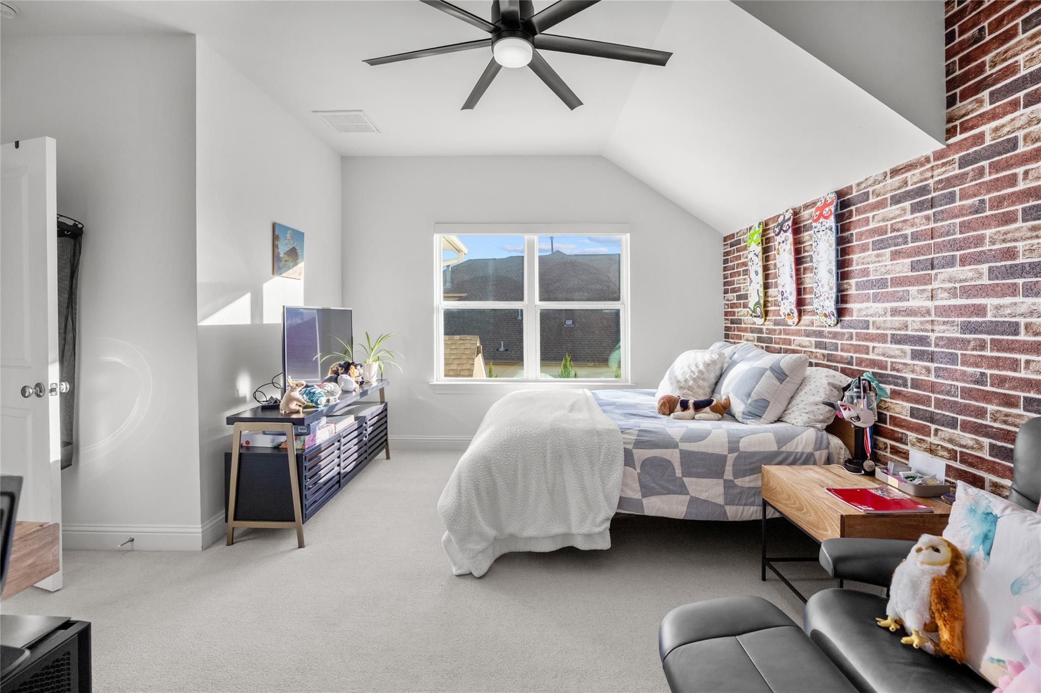 2104 Cades Spirit BND