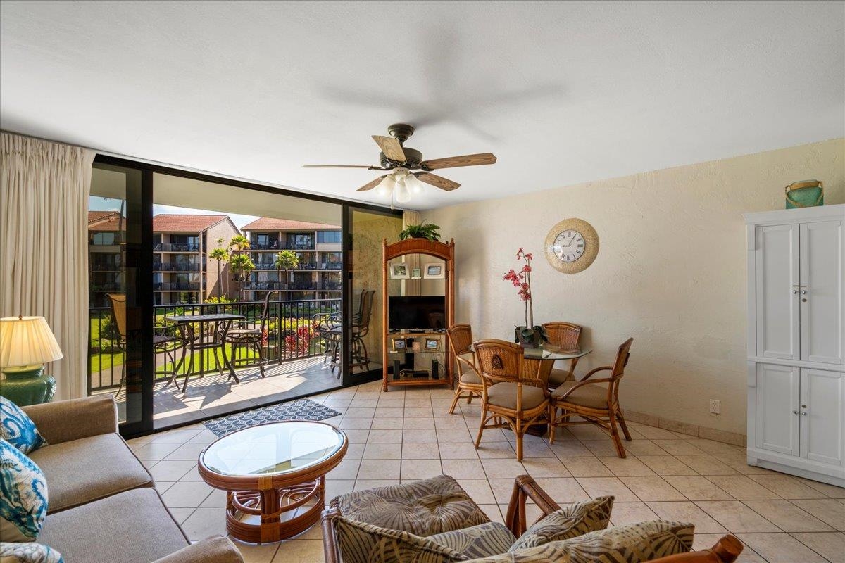 3543 Lower Honoapiilani Rd Unit: E209
