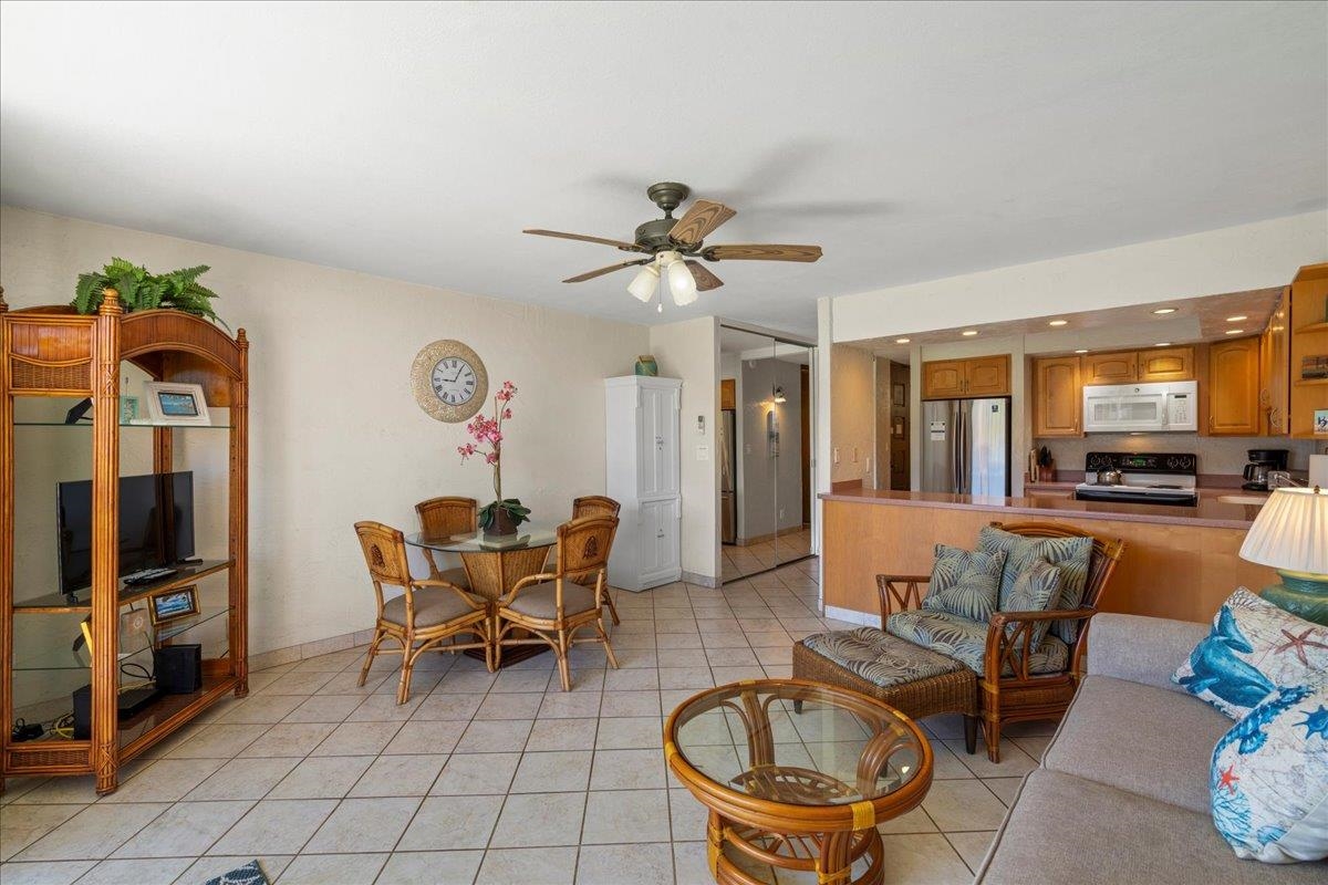 3543 Lower Honoapiilani Rd Unit: E209