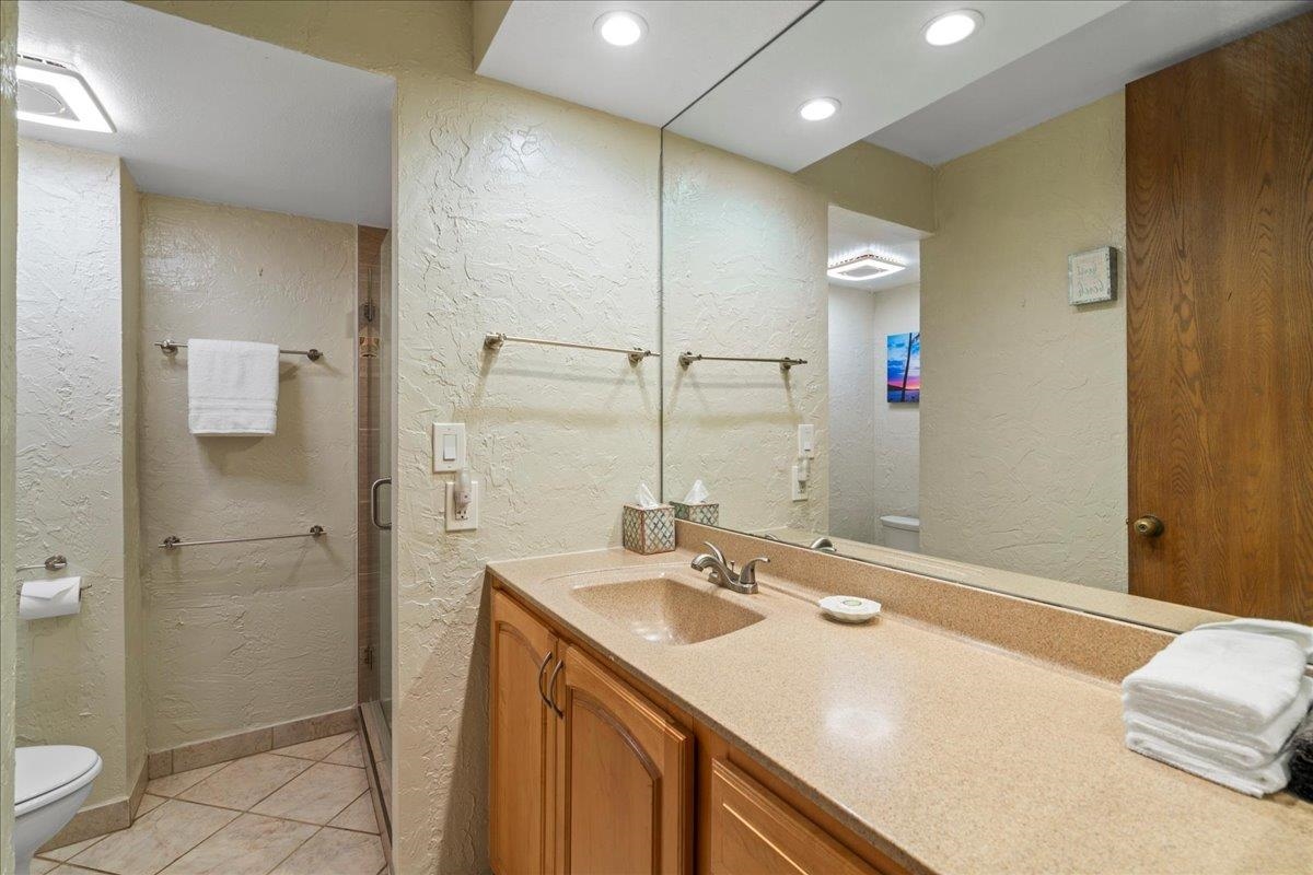 3543 Lower Honoapiilani Rd Unit: E209