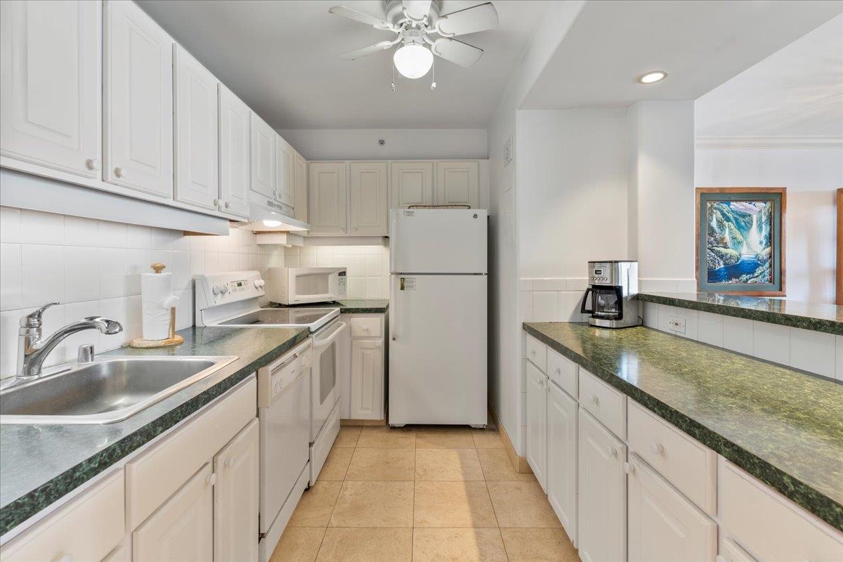 4327 Lower Honoapiilani Rd Unit: 408B